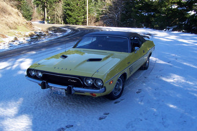 Yellow 73 Rallye in snow resize.jpg